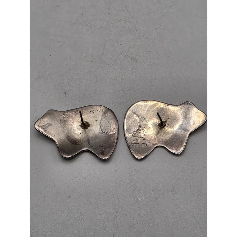 Vintage 1989 D. Justus Sterling Silver Heartline Bear Stud Earrings Southwestern